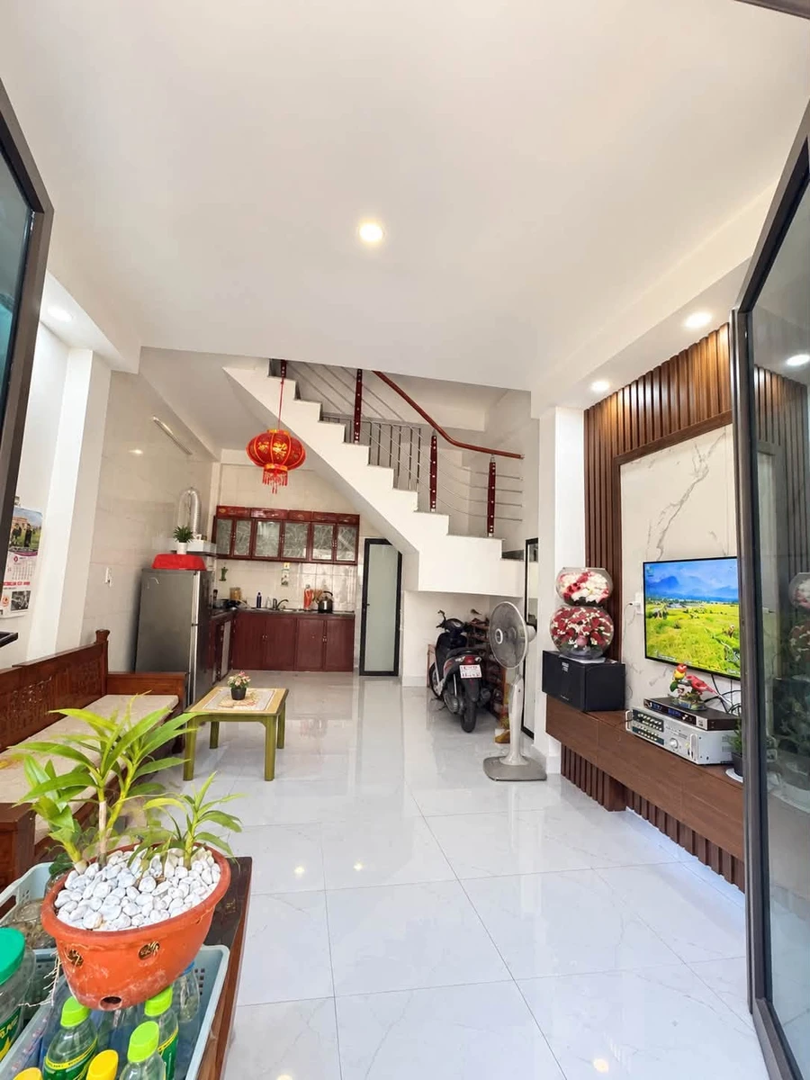 Bán nhà 4 tầng 32m² 3 phòng ngủ 1 tỷ 500 Cát Bì - Ảnh 1