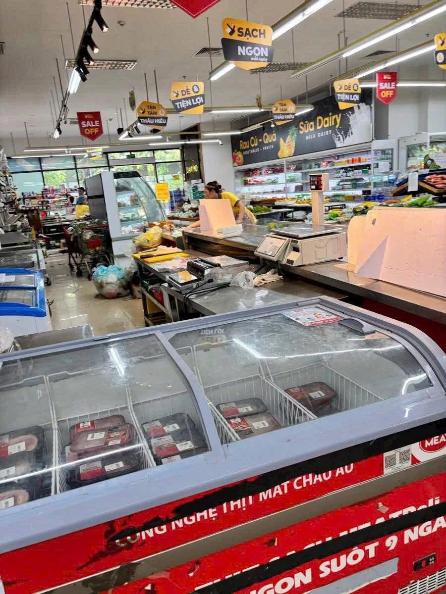 Bán shophouse Goldmark City 551m² góc, dòng tiền 300tr/tháng - Ảnh 1
