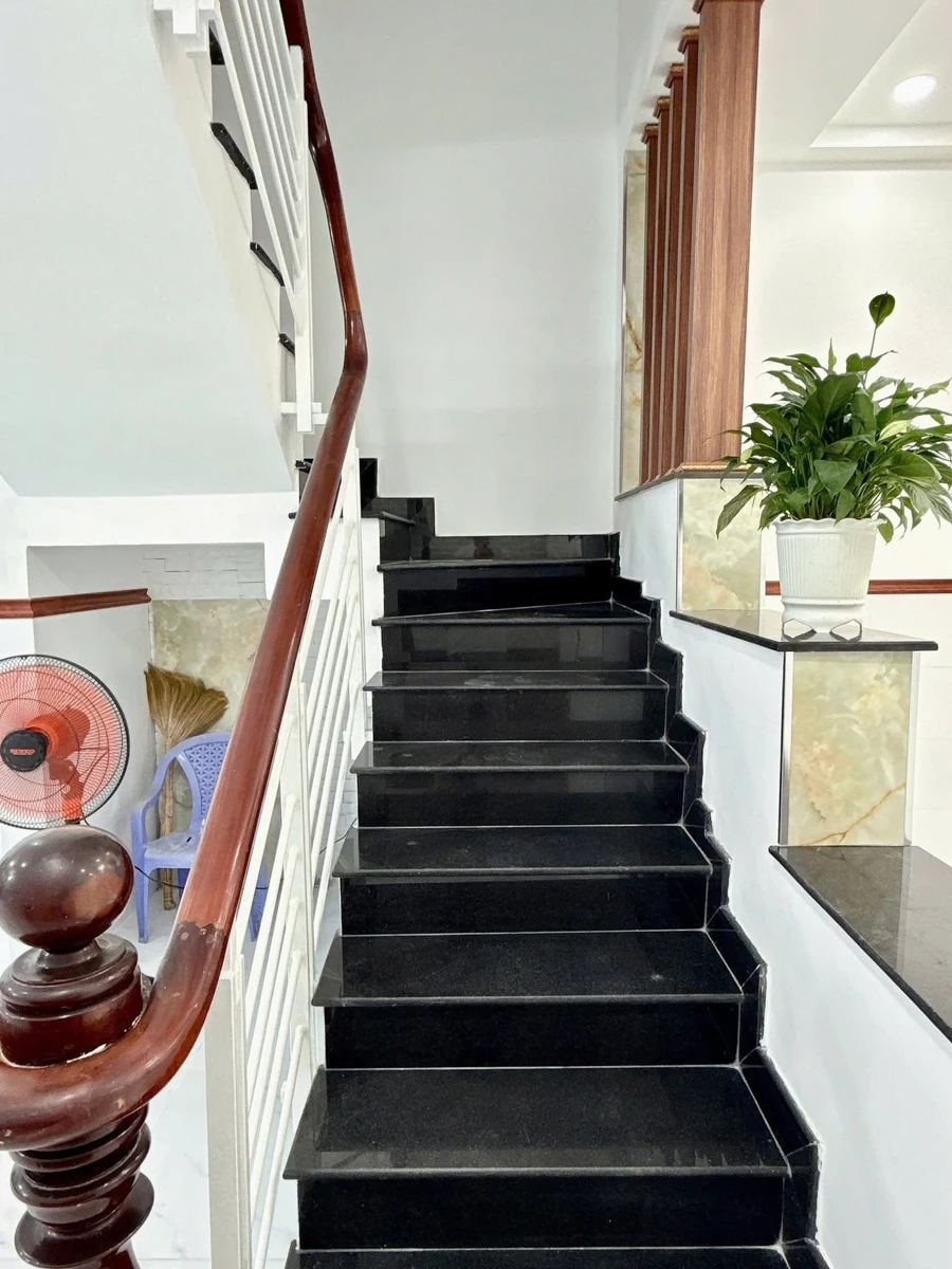 Bán nhà hẻm thông 3 tấm 4x16m, 4PN, đường Liên Khu 4-5, Bình Tân, giá 5,1 tỷ - Ảnh thu nhỏ 3