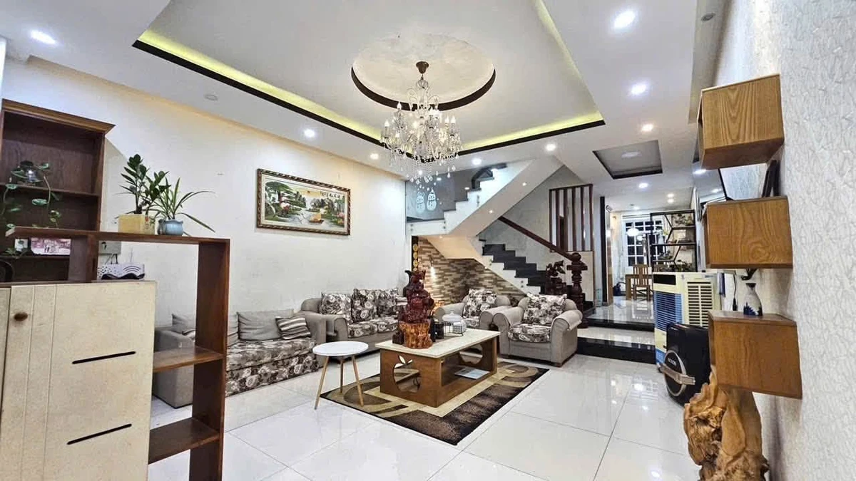Bán nhà compound Lucky Dragon 95m² 1 trệt 2 lầu 4PN, Đỗ Xuân Hợp, Phước Long - 13,4 tỷ - Ảnh thu nhỏ 4