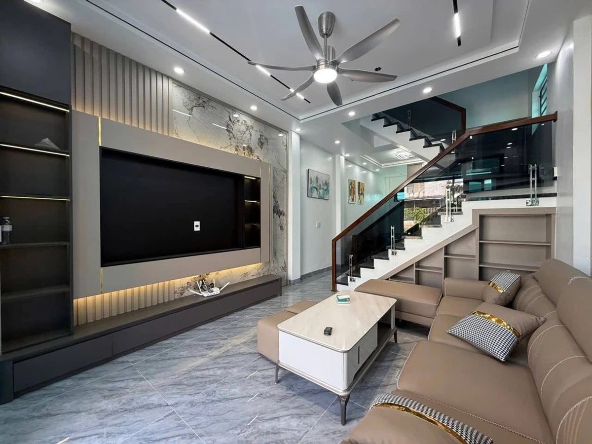 Bán nhà 3 tầng 60m² mặt tiền 5,7m Vân Tra An Đồng 2,6 tỷ - Ảnh thu nhỏ 2