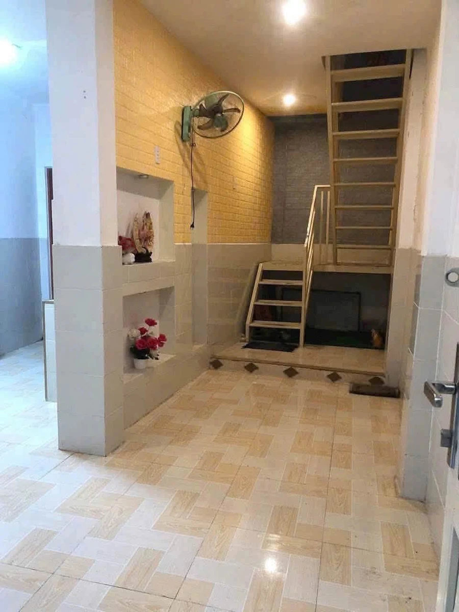 Bán nhà 1 trệt 1 lầu 2PN 28m2 Phường Trấn Biên - Ảnh 1