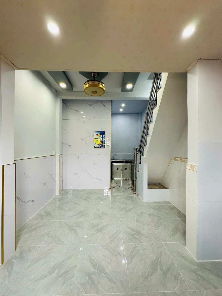 Nhà Thủ Đức 40m² 1 trệt 2 lầu 4PN sổ riêng 2.7 tỷ - Ảnh thu nhỏ 3