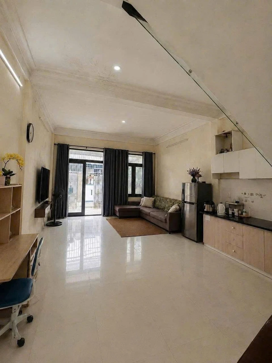 Bán nhà 2PN 100m² gần Điện Biên Phủ, Quận 1 – 2,2 tỷ - Ảnh thu nhỏ 3