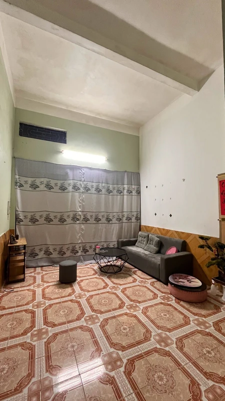 Cho thuê nhà 2 tầng 70m2, 2 phòng ngủ, Lê Thanh Nghị, Hải Dương