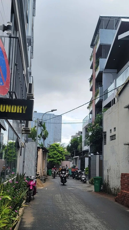 Bán tòa căn hộ 5 tầng sơn trà đà nẵng 200m2, 2 tỷ
