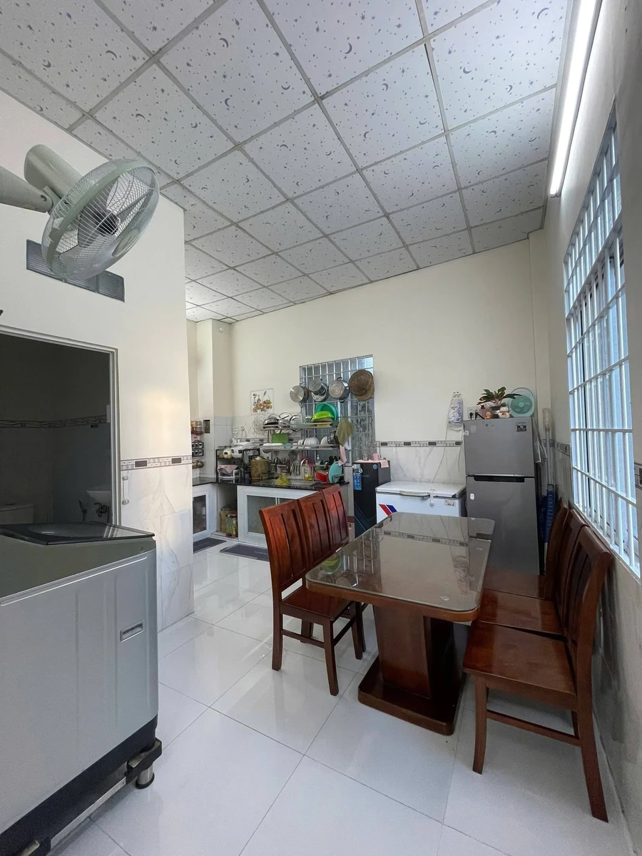 Bán nhà hẻm Nguyễn Trung Trực Rạch Giá, 100m², 2PN - Ảnh thu nhỏ 4