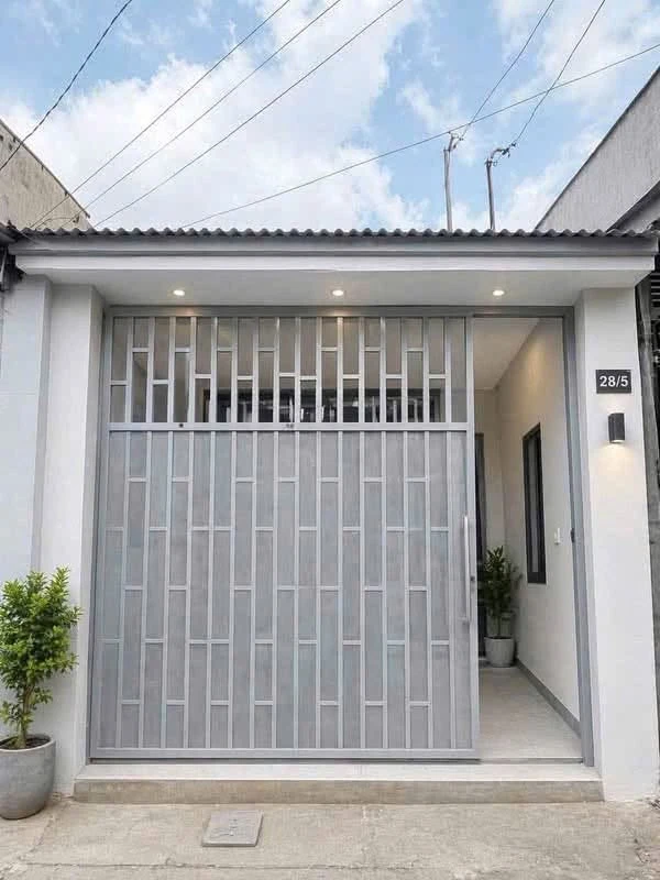 Bán nhà hẻm 3.3x17m 2 phòng ngủ sổ hồng riêng giá 2,85 tỷ Thới Tam Thôn, Hóc Môn - Ảnh 1