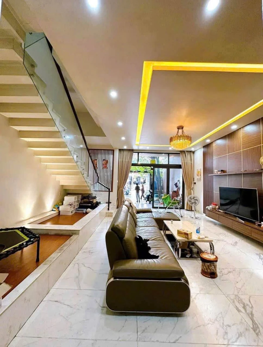 Bán nhà 4 tầng Lê Quý Đôn Nha Trang 188m², 31 tỷ - Ảnh thu nhỏ 3