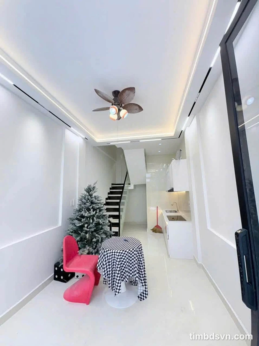 Bán nhà 4 tầng 21m² Hoàng Diệu Quận 4 giá 5 tỷ - Ảnh thu nhỏ 3