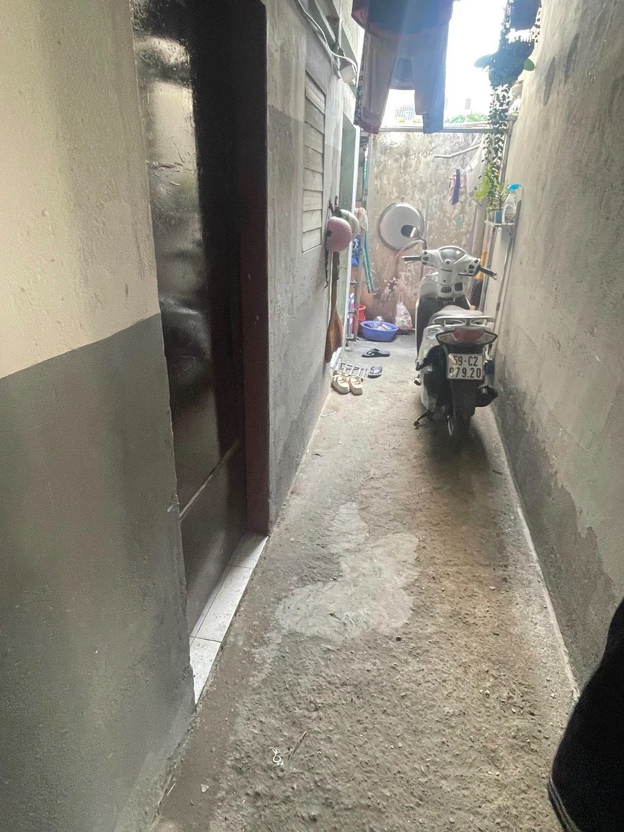 Bán nhà 247m2 có 2 căn cấp 4 + 5 phòng trọ Quận 12 - Ảnh thu nhỏ 3