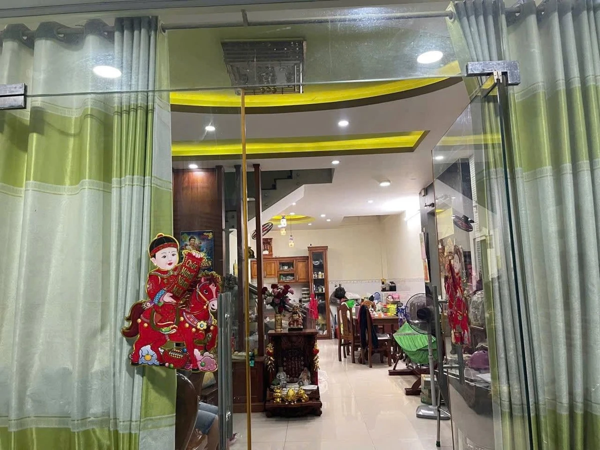 Bán nhà 3 tầng 62.2m² đường Nguyễn Hữu Tiến, Tân Phú, giá 6.9 tỷ - Ảnh thu nhỏ 3