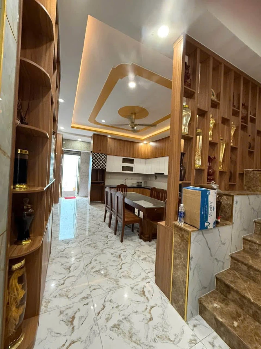 Bán nhà Tân Đông Hiệp 4PN 116m² giá 6,9 tỷ - Ảnh thu nhỏ 3