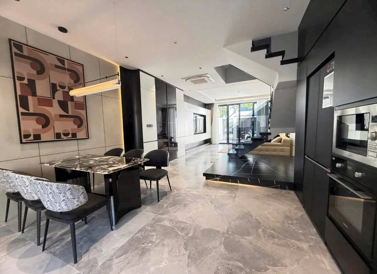 Bán nhà 3 tầng 100m2 nội thất cao cấp An Khánh 8 tỷ 150 triệu - Ảnh thu nhỏ 3