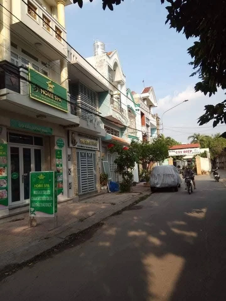 Bán nhà 2 phòng ngủ 83.5m² Phú Hòa Thủ Dầu Một 4.3 tỷ - Ảnh 1