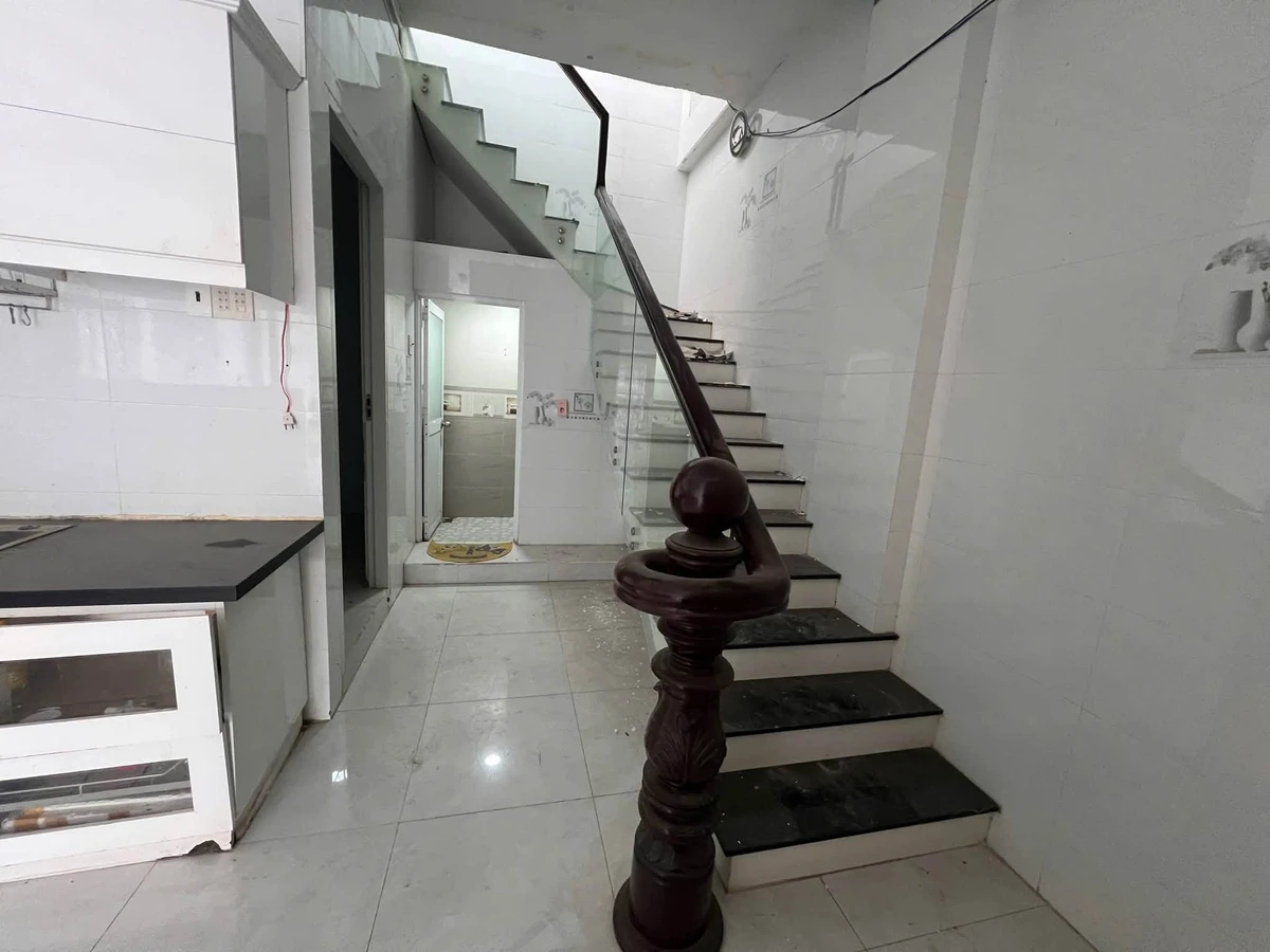 Bán nhà lầu 3 PN view biển Phan Thiết 60m2 - 2.6 tỷ - Ảnh thu nhỏ 5