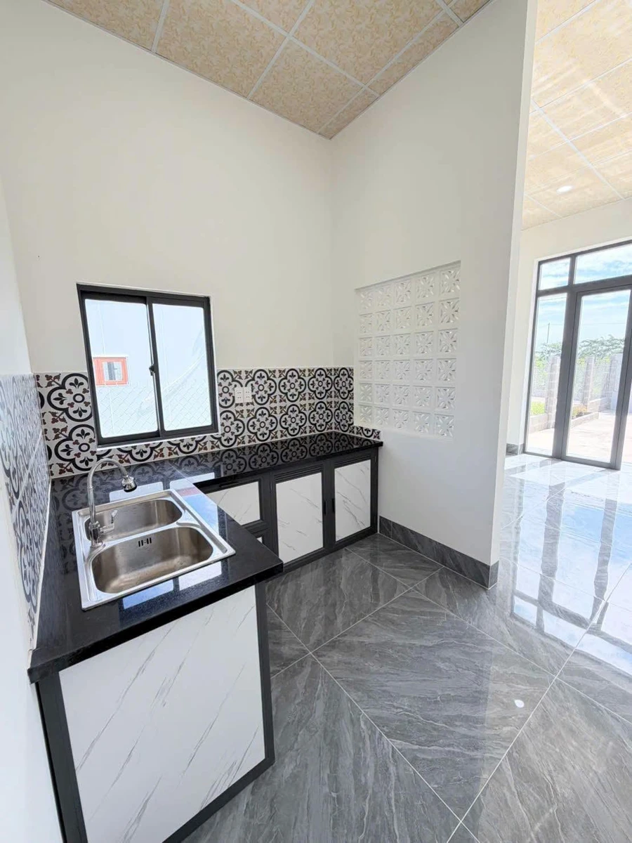 Bán nhà mới xây Hàm Liêm 95m² giá 400 triệu - Ảnh thu nhỏ 3