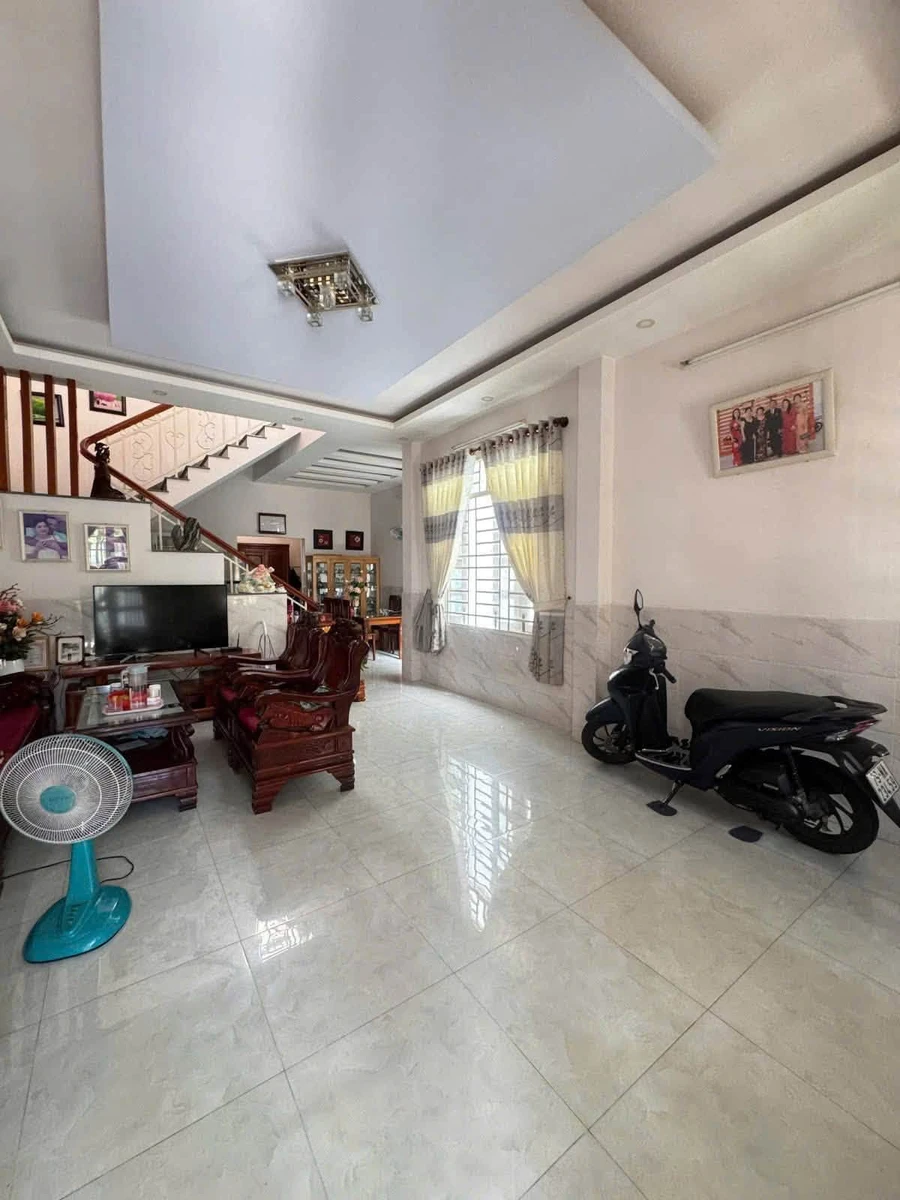 Bán nhà phố 2 lầu 90 m² Nha Trang 4,75 tỷ - Ảnh thu nhỏ 5