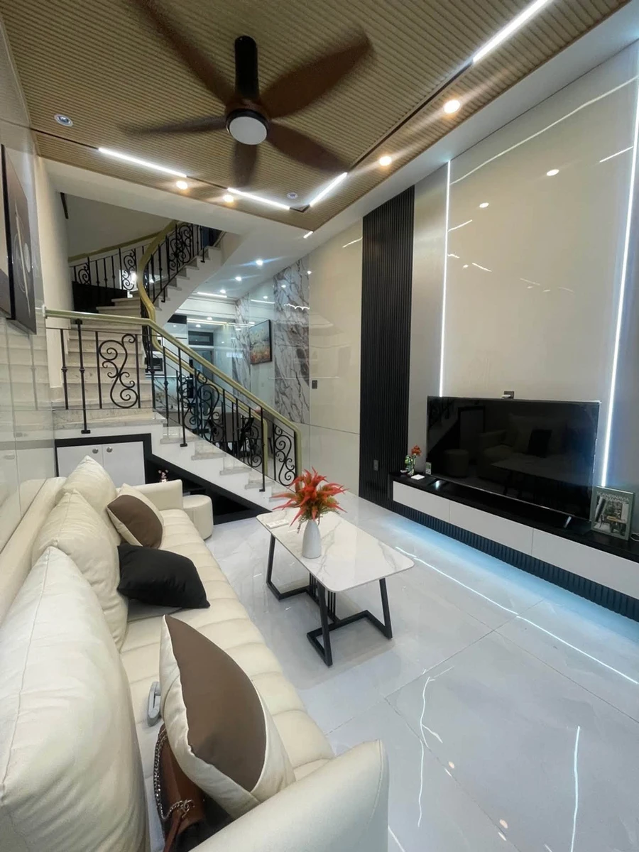 Bán nhà kiệt Trưng Nữ Vương, Đà Nẵng, 50m², 3 phòng ngủ, 4 tỷ - Ảnh 1