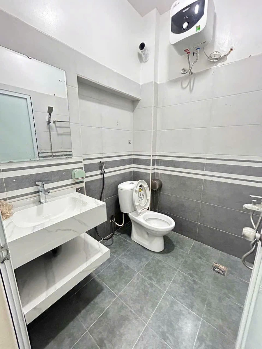 Bán nhà 3 tầng 42m² 3 PN Trần Nguyên Hãn - Ảnh thu nhỏ 5