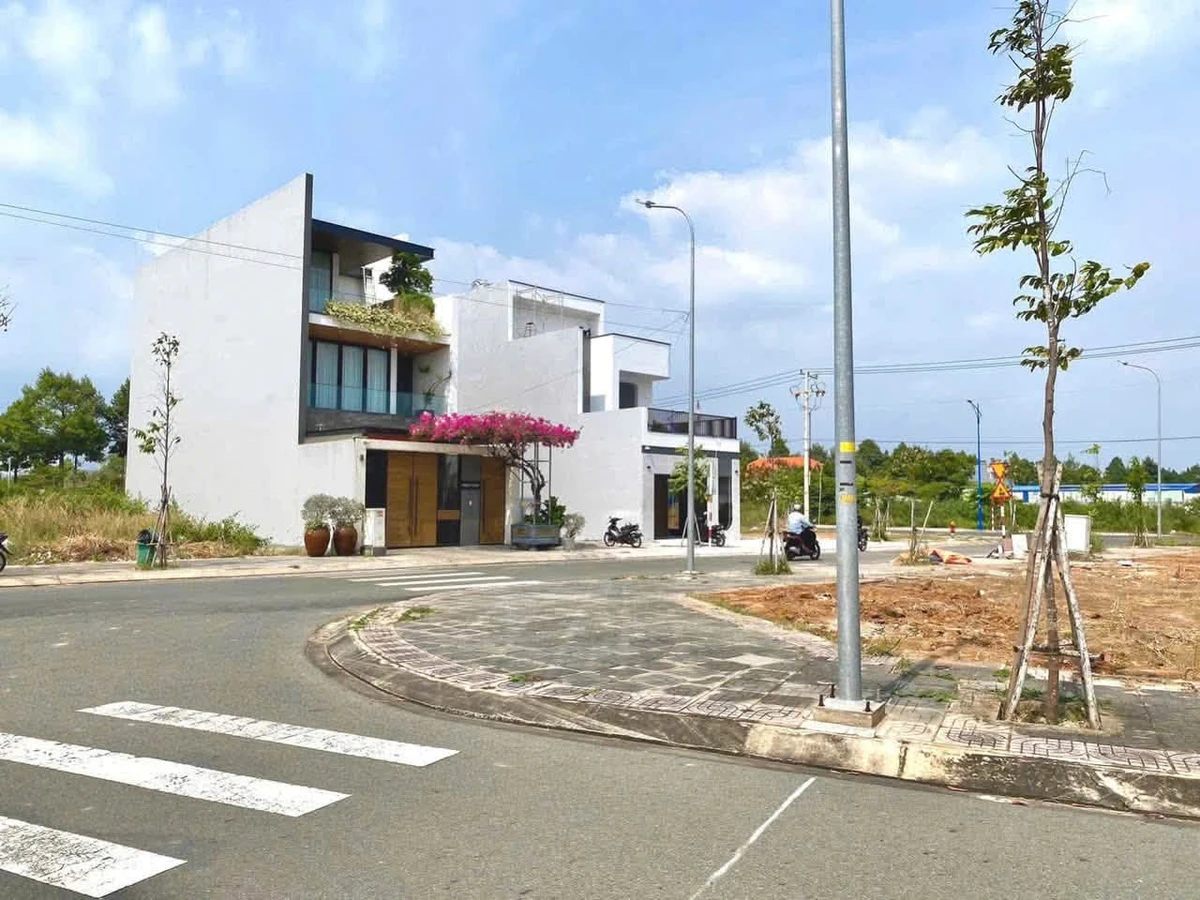 Bán lô đất góc 2 mặt tiền 158m2 khu Hưng Việt Long Tâm, Phường Tam Long, Bà Rịa - Ảnh thu nhỏ 4