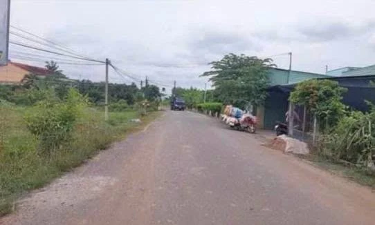 Bán đất mặt tiền Nguyễn Văn Nhâm 100m² Tân An Long An