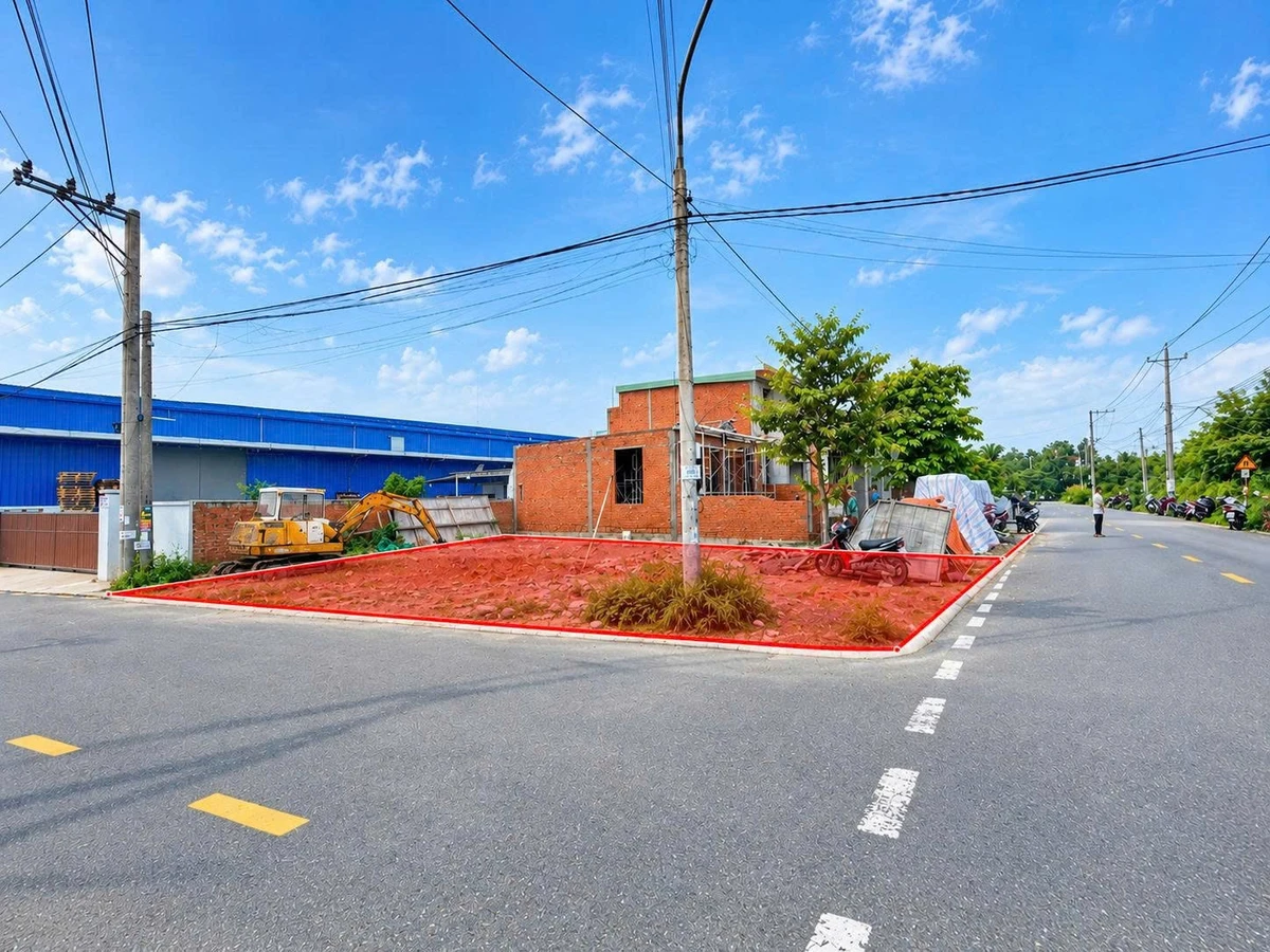 Bán lô đất góc 2 mặt tiền đường Hương Lộ 7, 123m2, giá 1 tỷ 980 triệu - Ảnh 1