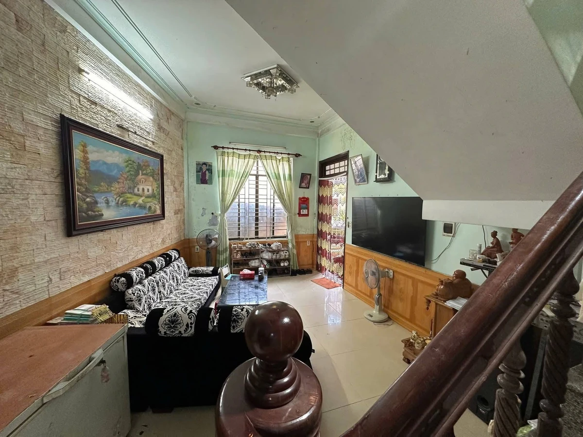 Bán nhà 2 tầng 40.5m² Trần Quang Khải Huế 1.83 tỷ - Ảnh thu nhỏ 2