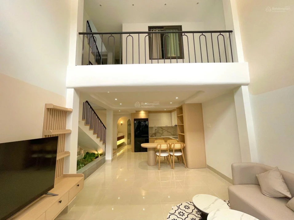Nhà đẹp 3 tầng sổ hoàn công ngay chợ Lạc Long Quân TT Nha Trang - có PN tầng trệt - ra biển chỉ 2km - Ảnh thu nhỏ 2