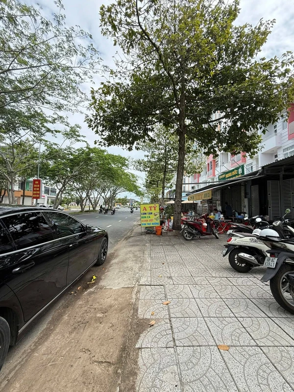 Bán nhà mặt tiền Đường 3/2, Rạch Giá, 135m², 6 tỷ