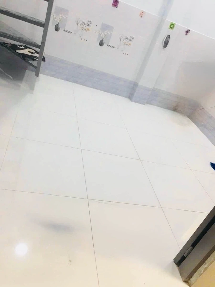 Bán nhà 2 tầng 30m2 gần các trường đại học Quận 7 - Ảnh thu nhỏ 2