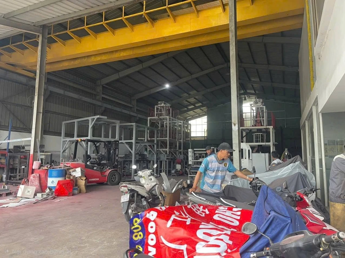 Cho thuê nhà xưởng 900m² tại Tân Uyên, Bình Dương, 65 triệu/tháng - Ảnh thu nhỏ 4
