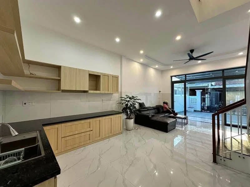 Bán nhà 3PN 105m² Nguyễn Công Phương Quảng Ngãi - Ảnh 1
