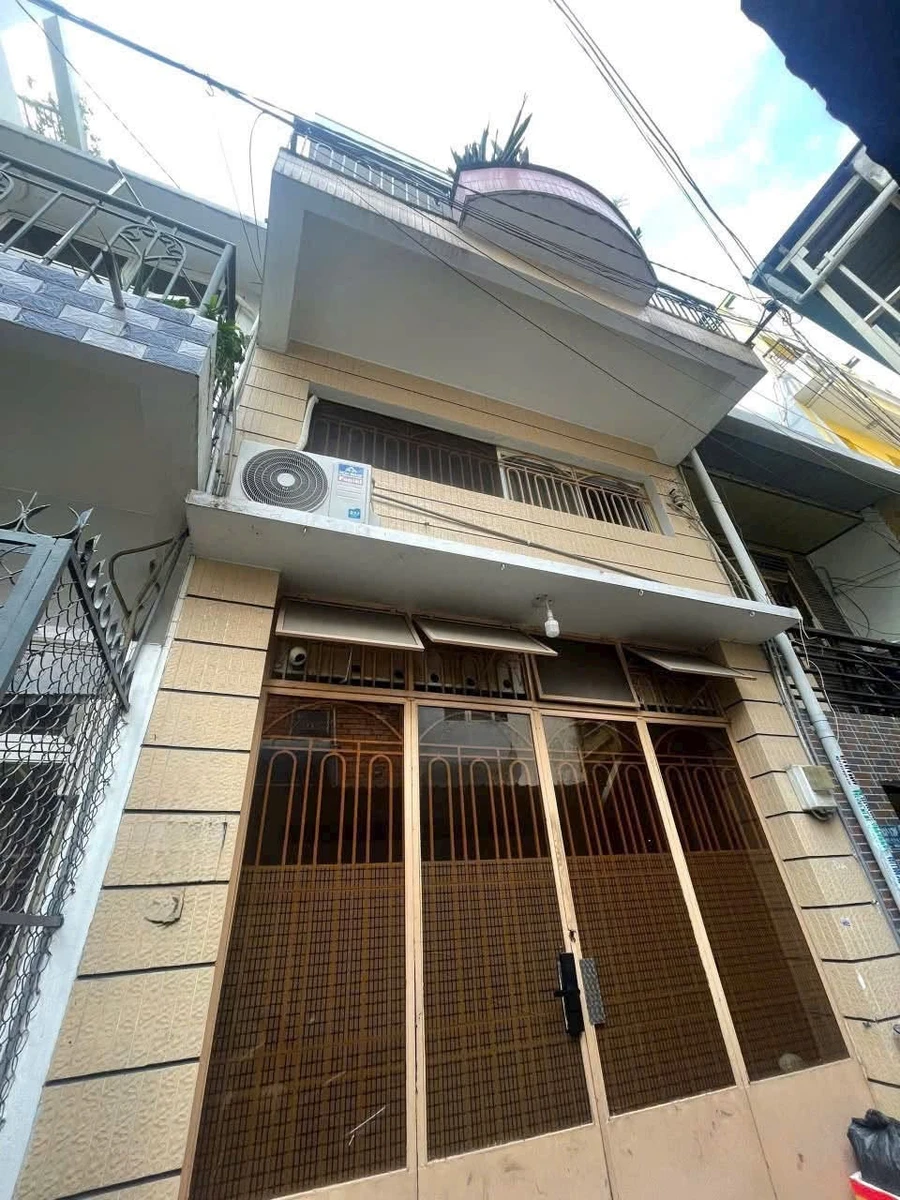 Nhà phố 4 tầng, 4PN 3WC, 40m² ở Quận 10, bán 6 tỷ - Ảnh 1