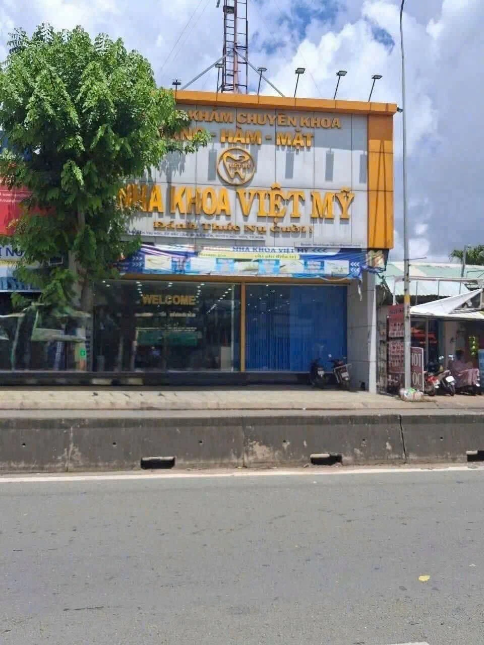 Bán nhà mặt tiền Nguyễn Thị Sóc 10x25m gần Chợ Đầu Mối, Bà Điểm, Hóc Môn - 23 tỷ - Ảnh 1