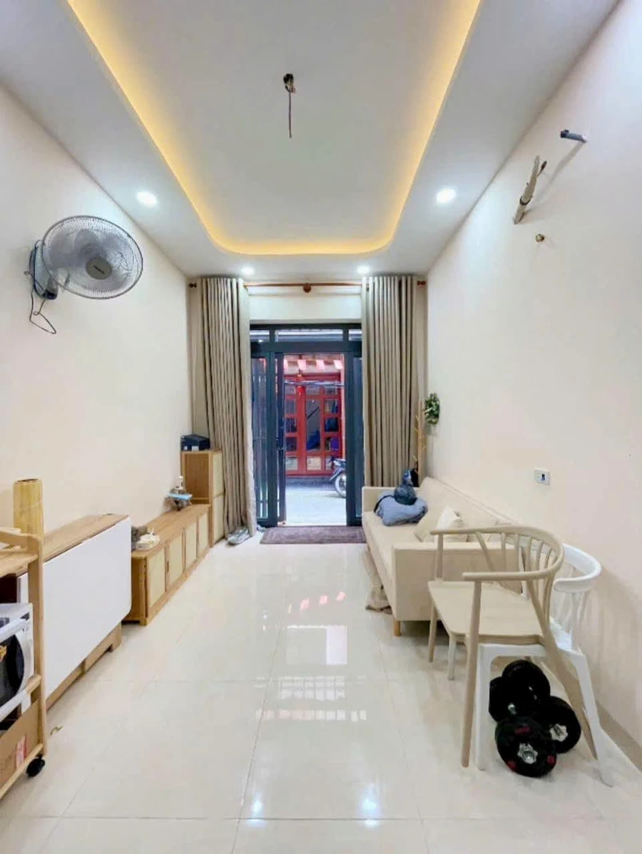 Bán nhà Quận 4, 43m², 5 tỷ 5 - Ảnh thu nhỏ 2