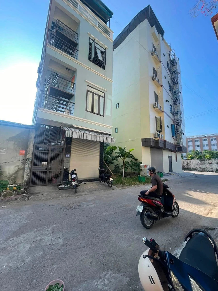 Bán dãy trọ 12 phòng 70,3m² Đông Vệ Cũ Hà Nội - Ảnh 1