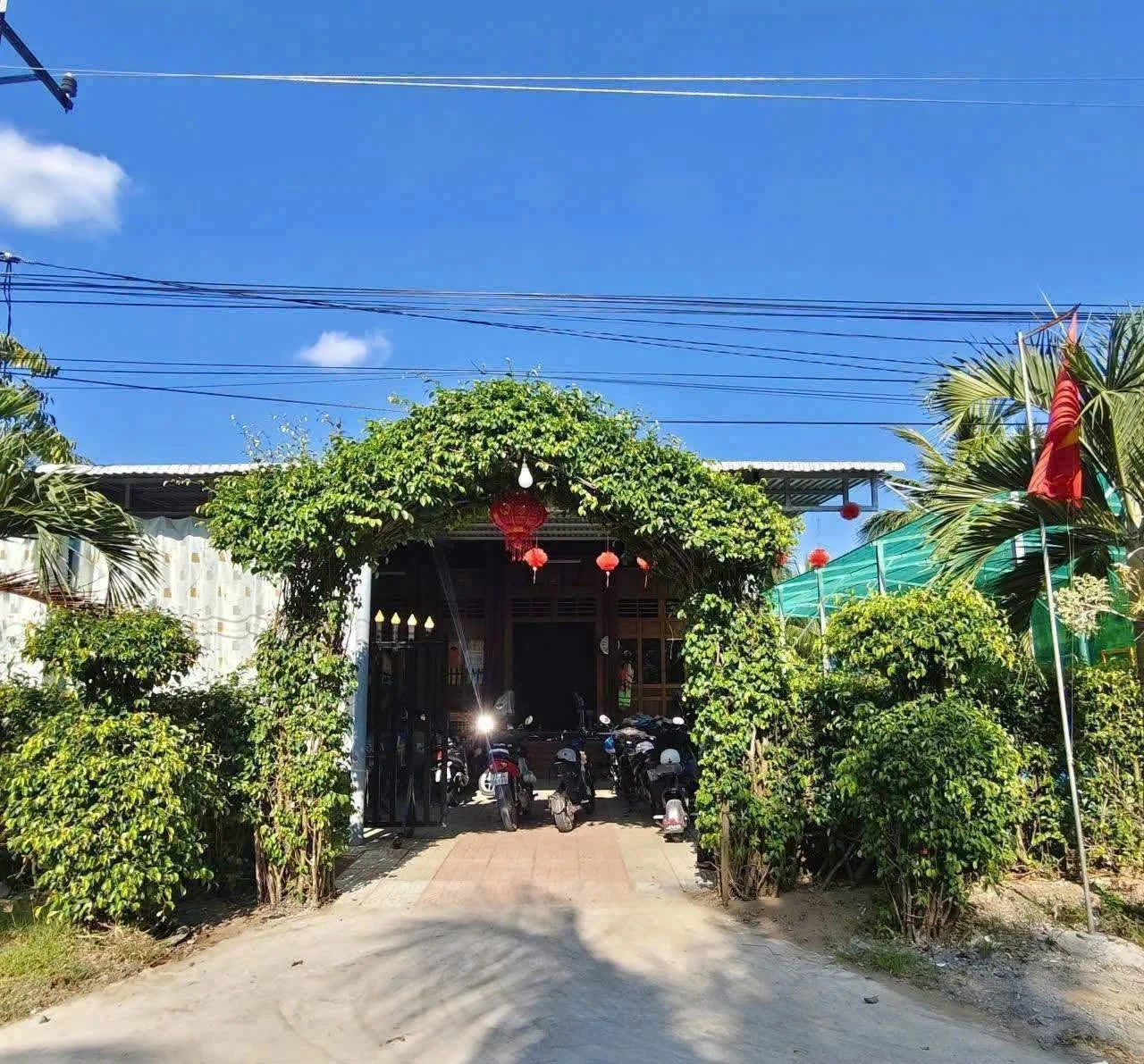 Bán nhà gỗ full nội thất có hồ bơi 877,5m² Cần Giờ, giá 3 tỷ 4 - Ảnh 1