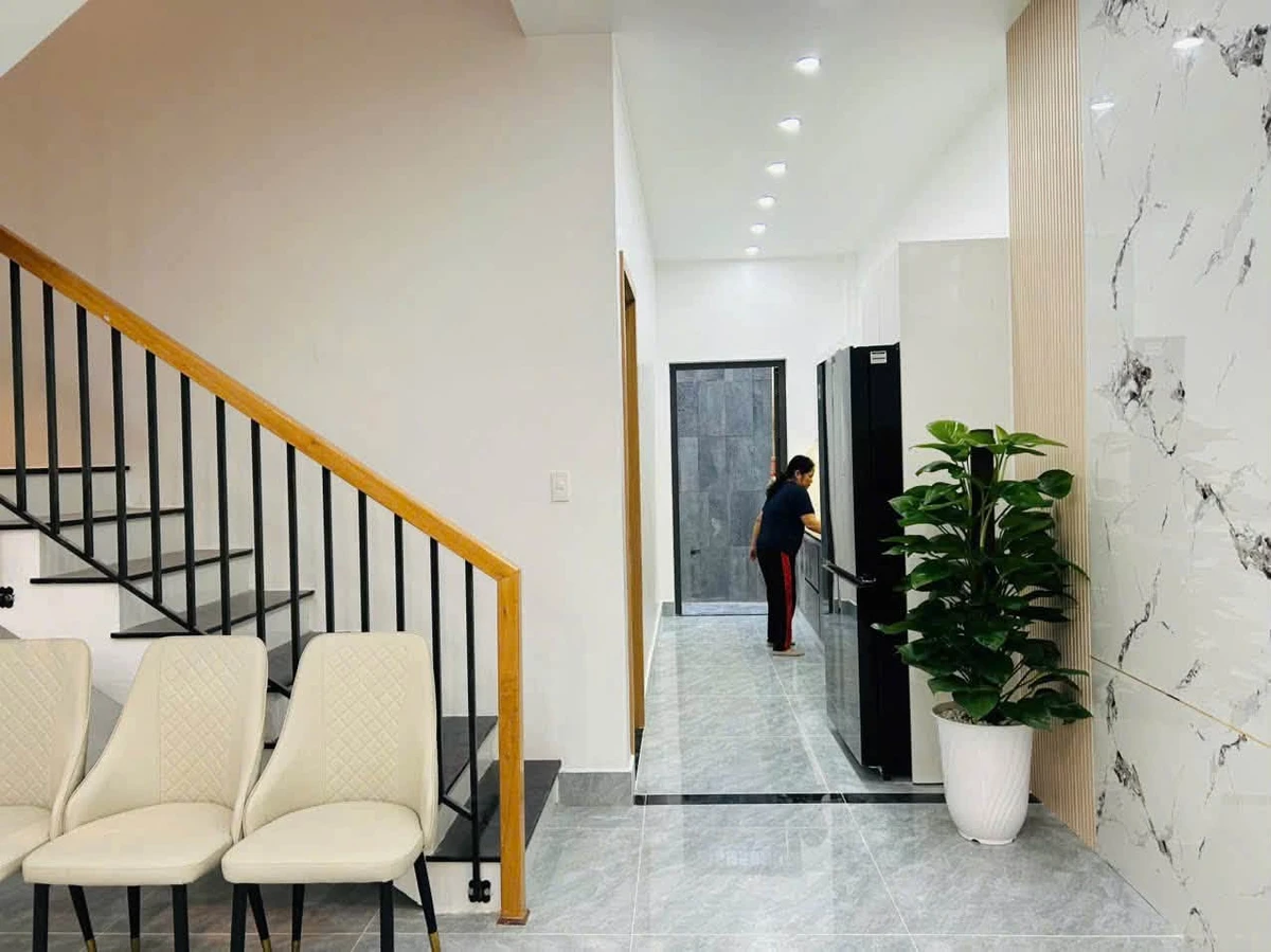 Nhà 3 tầng Phú Mỹ Thượng 105m2 3,9 tỷ - Ảnh thu nhỏ 3
