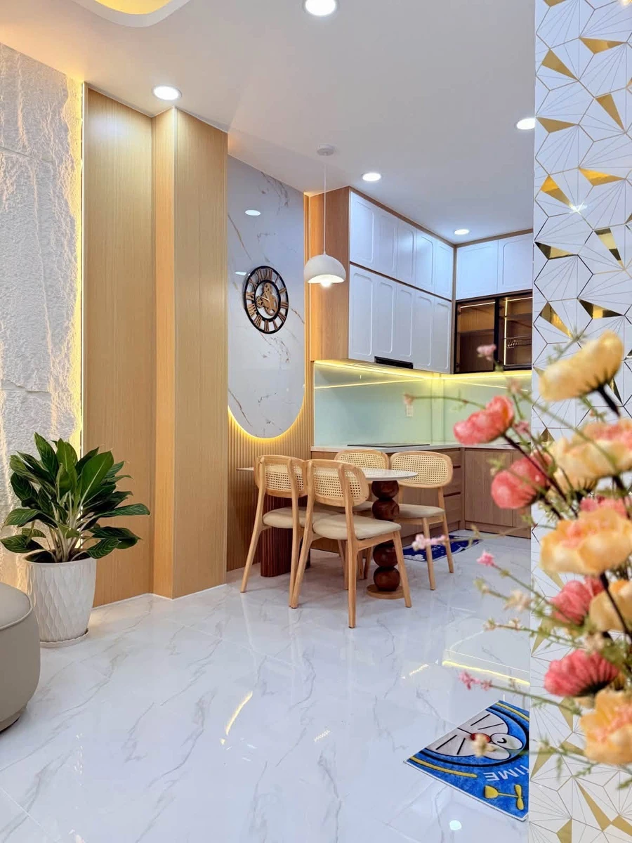 Bán nhà mặt tiền Nguyễn Du Gò Vấp, 50m2, 2PN, 7.65 tỷ - Ảnh thu nhỏ 5