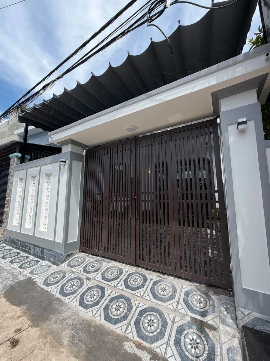 Bán nhà mới 7m x 16m, 68 m², 2PN 2WC, Tân Phú Đồng Xoài - Ảnh thu nhỏ 4