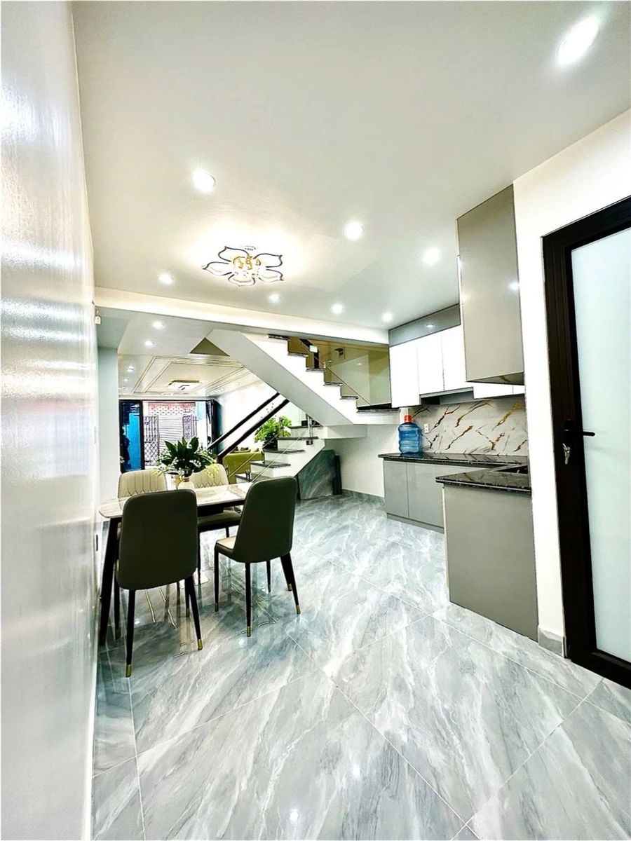 Bán nhà 3 tầng độc lập 70m2 có nội thất, 3.48 tỷ - Ảnh thu nhỏ 4