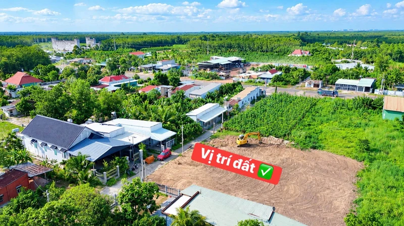 Bán đất 15x38m Quốc Lộ 14 Minh Long 1 tỷ