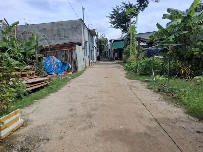 Bán nhà 100m2, 2 phòng ngủ tại Đồng Xoài - 1 tỷ 90 triệu