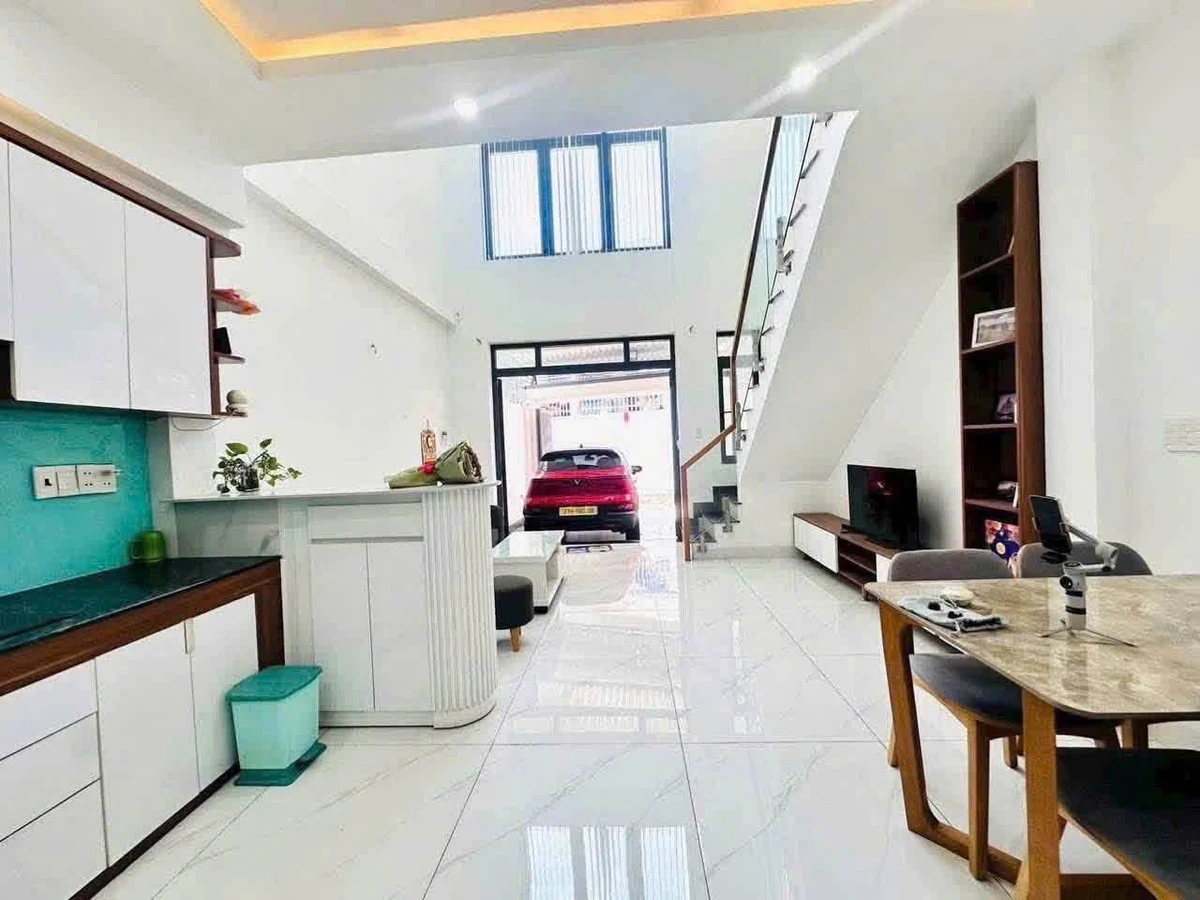 Bán nhà Phú Hoà Thủ Dầu Một 60m2, 2 phòng ngủ, 2,75 tỷ - Ảnh thu nhỏ 4