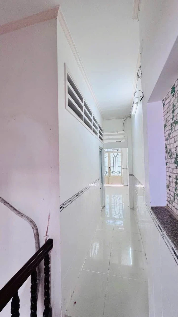 Bán nhà mặt tiền Trần Phú An Giang 56m2 2,7 tỷ - Ảnh thu nhỏ 2
