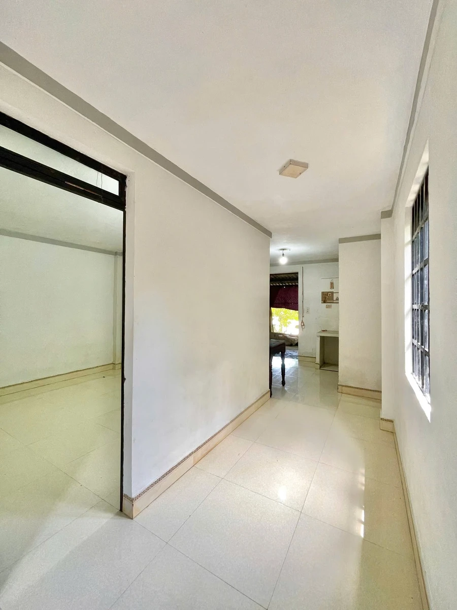 Bán nhà gác lửng 2 mặt tiền 137m² Hương Vinh 1,65 tỷ - Ảnh thu nhỏ 3