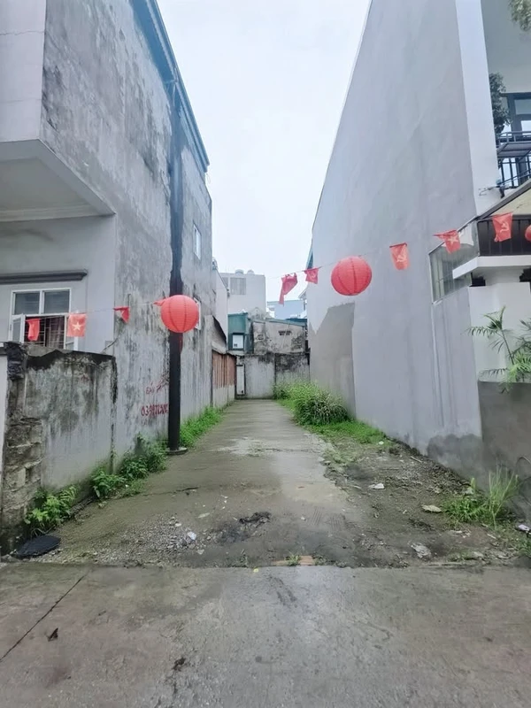 Bán đất nở hậu 107,8m² mặt tiền 5,39m Quảng Ninh 3,2 tỷ