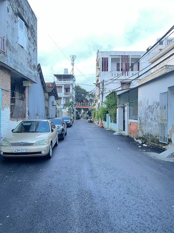Bán villa 3 tầng 96m2 hồ bơi gần biển Mỹ Khê, Đà Nẵng