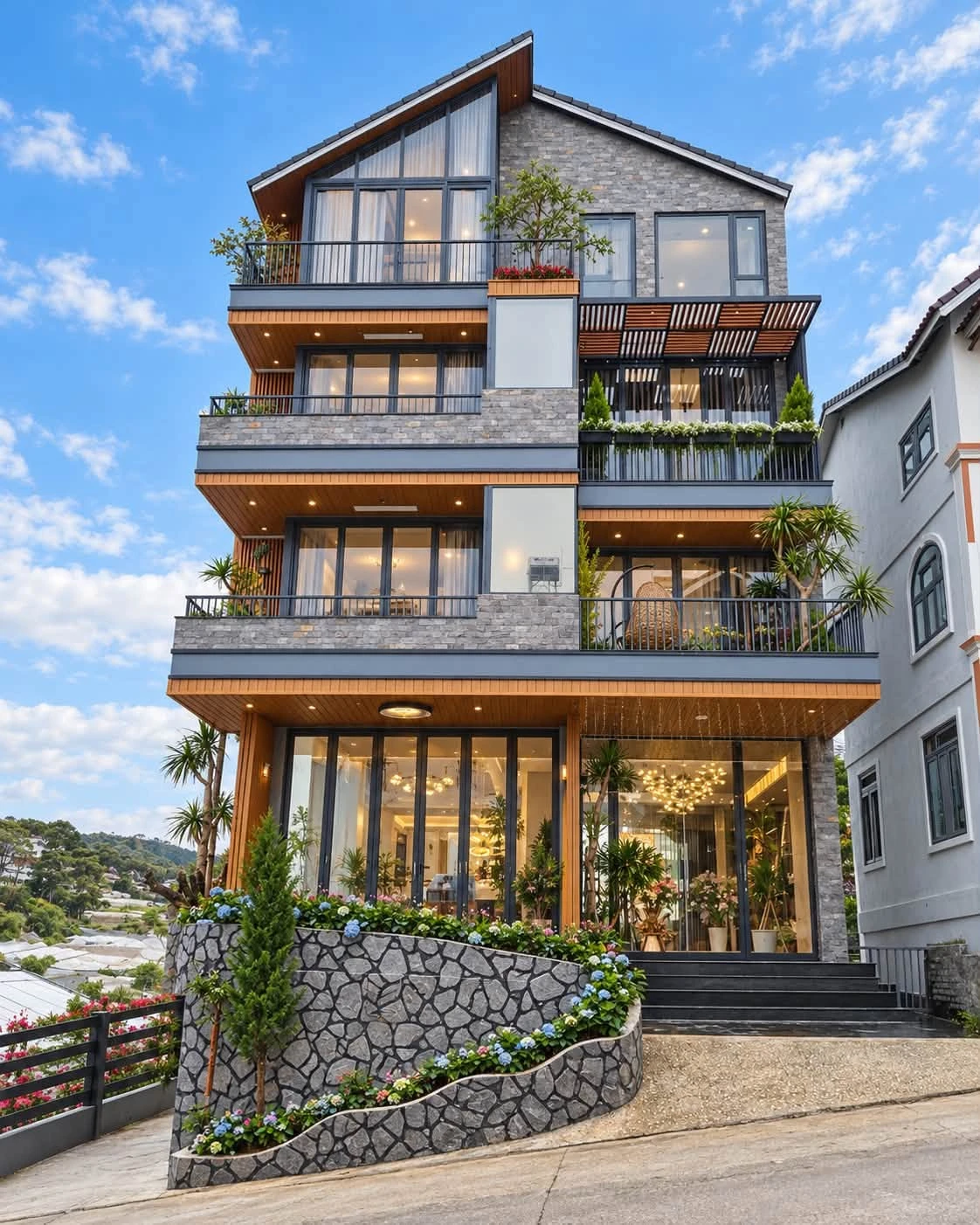 Bán khách sạn 15 phòng 202,73m² Đà Lạt 19 tỷ - Ảnh 1